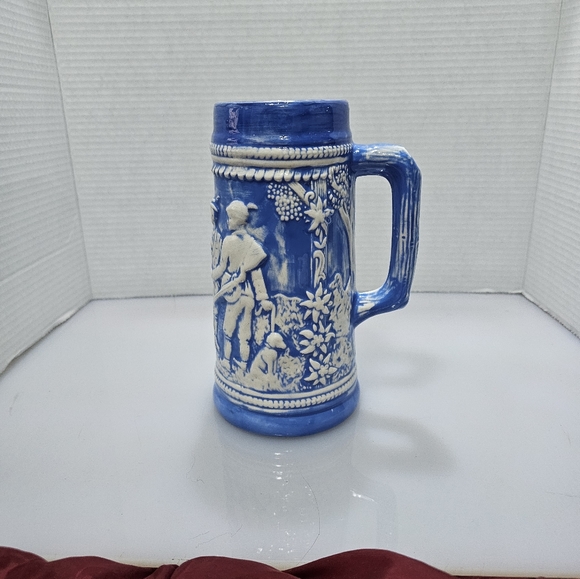 Vintage handcrafted beer stein - Picture 1 of 3